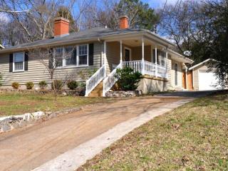 2709 Evergreen St, Huntsville, AL 35801-2818
