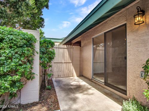 17838 45 Ave, Glendale AZ  85301-1685 exterior