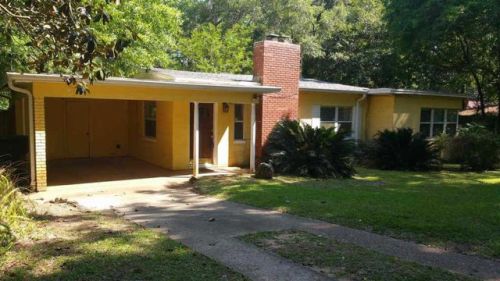 2013 Atapha Nene, Tallahassee FL  32301-5852 exterior