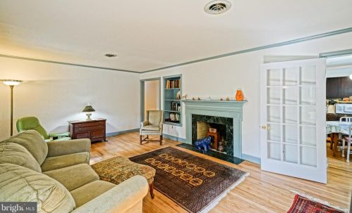 126 Lakeside Dr, Laurel DE  19956-1144 exterior