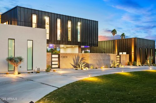 10019 57th St, Scottsdale AZ  85253-1137 exterior