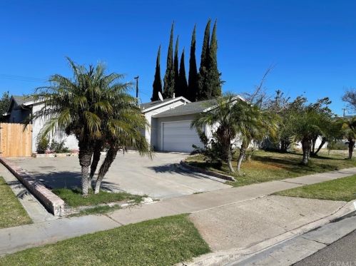 7173 El Cerro Dr, Buena Park, CA 90620-1763
