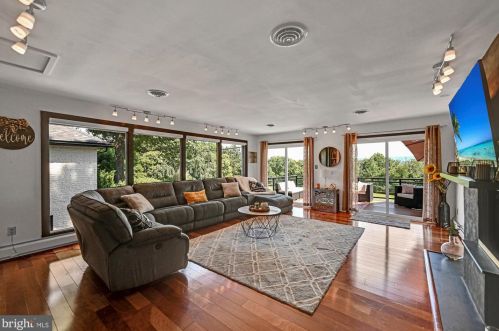 1130 Schuylkill Mountain Rd, Schuylkill Haven PA  17972-9139 exterior