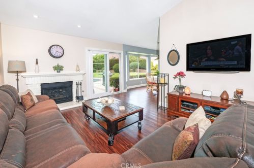 727 Jenifer Ave, Glendora CA  91740-4300 exterior