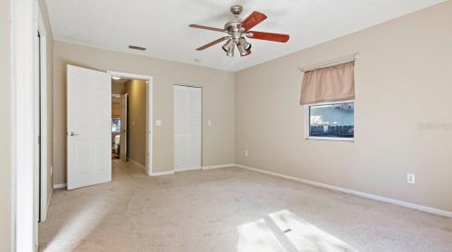 6026 17 Ave, Saint Petersburg FL  33707-3203 exterior