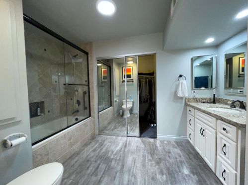 16 La Cerra Cir, Rancho Mirage CA  92270-3808 exterior