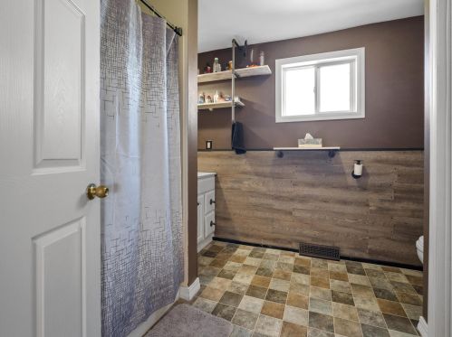 13423 Mraz Rd, Mishicot WI  54228-9413 exterior