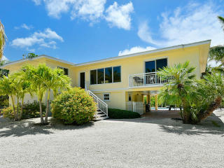 457 Palm Dr, Plantation Key, FL 33036-4211