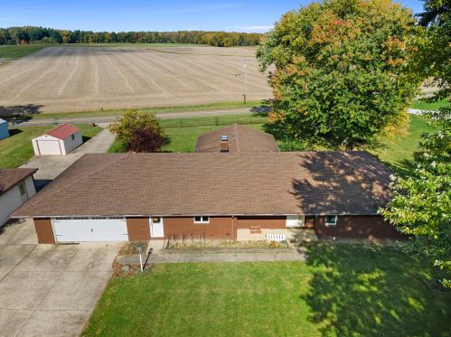 8328 Martinsburg Rd, Mount Vernon OH  43050-9506 exterior