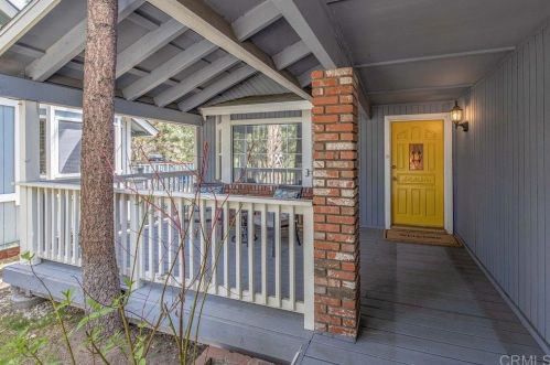 552 Division Dr, Big Bear City CA  92314-9649 exterior