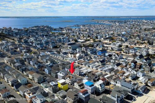 14 Bay Way, Lavallette NJ  08735-1905 exterior