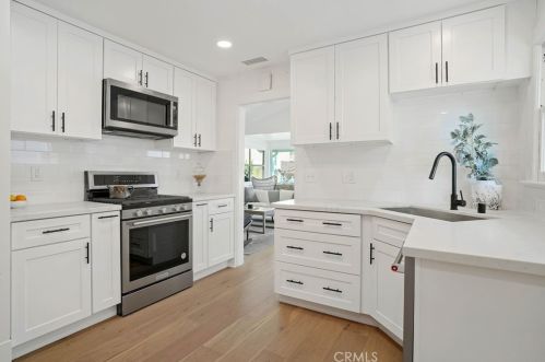 307 Fernando St, Newport Beach CA  92661-1236 exterior