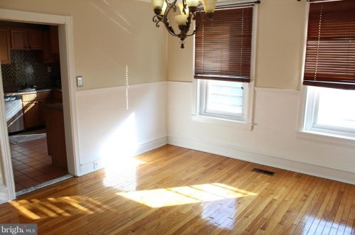 1437 Locust St, Norristown PA  19401-3321 exterior