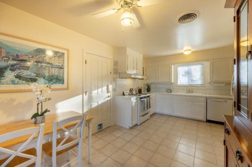 3002 Liberty Ct, Marina CA  93933-3619 exterior