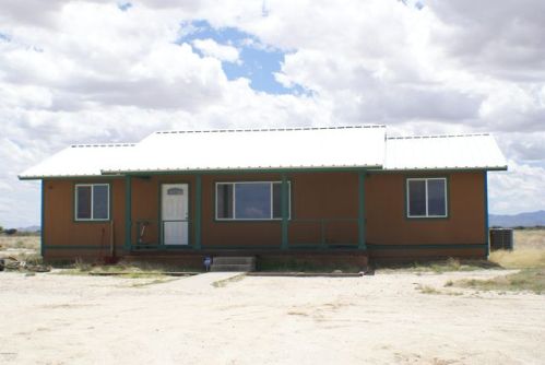 1877 Collins Ln, Willcox, AZ 85643-3665