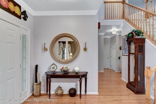 19 Crescent Rd, Old Bridge, NJ 08857-4101