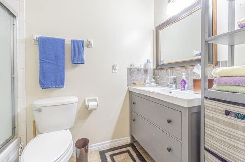 3832 90th Ter, Pinellas Park FL  33782-5942 exterior