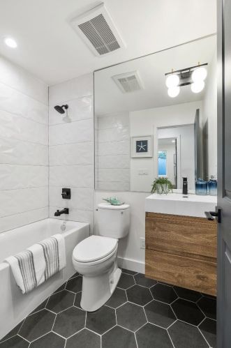 6 Rockford Ave, Daly City CA  94015-4724 exterior