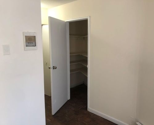 708 Boulevard, Union City NJ  07086-6826 exterior