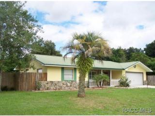 6107 Peach St, Inverness, FL 34452-7747