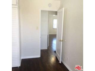 2575 Barrington Ave, Los Angeles CA  90064-2828 exterior