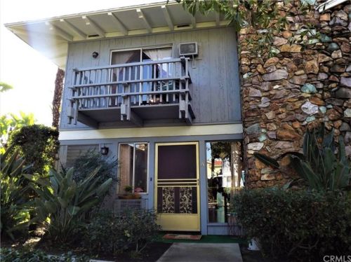 307 Acacia Ave, Fullerton, CA 92831-4029