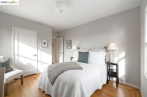 855 Glendome Cir, Oakland CA 94602-1413 exterior