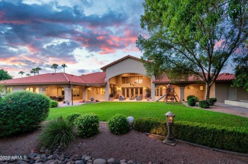 10761 Fanfol Ln, Scottsdale, AZ 85258-9206