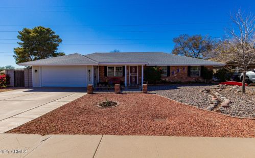 2102 Lazona Dr, Mesa, AZ 85203-2020
