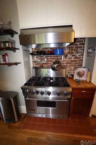 368 Middlesex Ave, Metuchen NJ  08840-1536 exterior