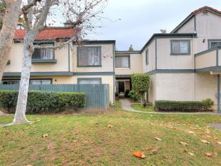 2003 Campus Ave, Ontario, CA 91761-5484