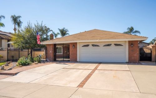 2614 Garfield Ave, Ontario, CA 91761-6818