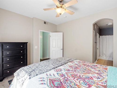 6282 Via Trato, Carlsbad CA  92009-6084 exterior