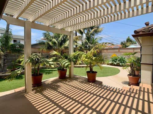 3540 Promontory St, San Diego CA 92109-6612 exterior