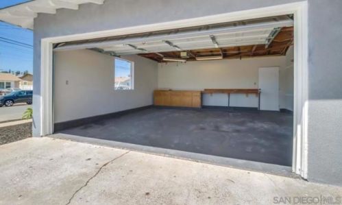 1621 Primera St, Lemon Grove CA  91945-4305 exterior