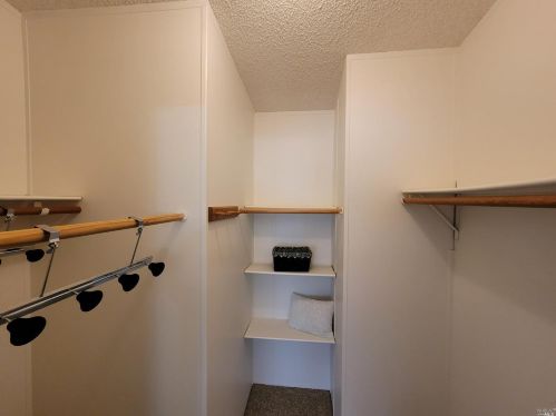 1126 Broadleaf Ln, Windsor CA  95492-9318 exterior