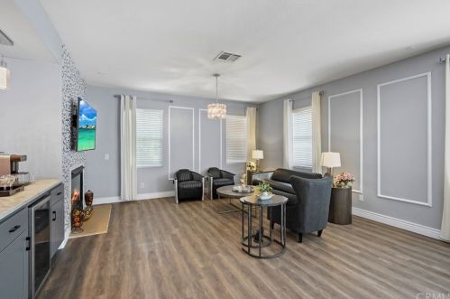 7895 Garden Park St, Chino CA  91708-7659 exterior