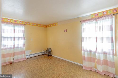 56 Mandolin Ln, Willingboro NJ  08046-2808 exterior
