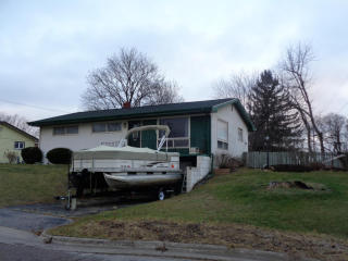 2935 Robinsdale Ave, La Crosse, WI 54601-7963
