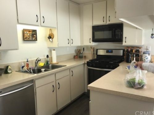 26130 Narbonne Ave, Lomita, CA 90717-2939