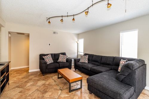 1667 Brockton Ave, Redlands CA  92374-3974 exterior