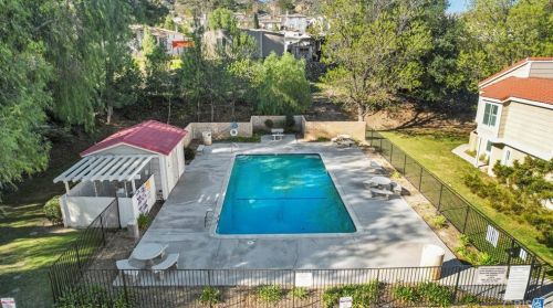 31371 The Old Rd, Santa Clarita CA  91384-4220 exterior