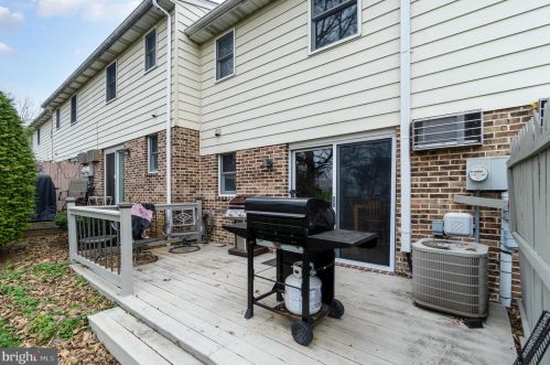 615 Gates Ln, West Enola PA  17025-1600 exterior