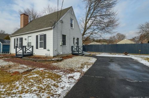 22 Maurice St, Bristol, CT 06010-7344