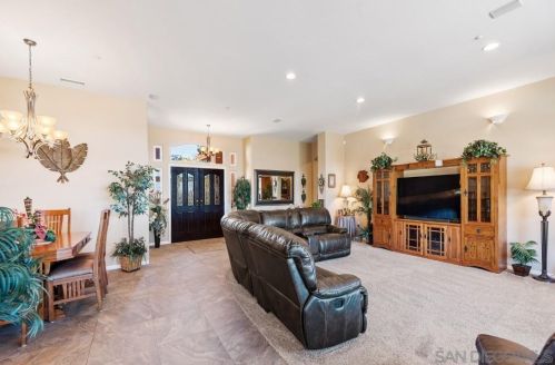 550 Old Stagecoach Run, Alpine CA  91901-1478 exterior