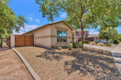 3579 Hopkins Rd, Gilbert, AZ 85295-2125