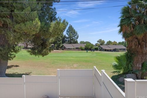 6040 Moraga Ave, Riverside CA 92509-6251 exterior