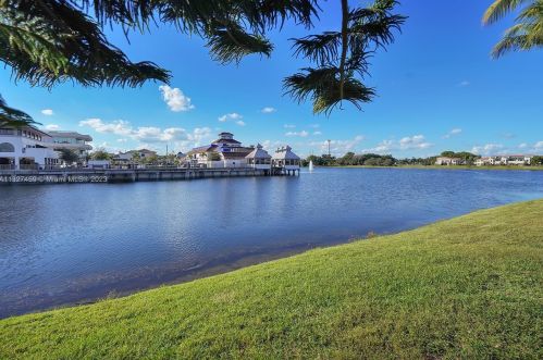 6818 Via Regina, Boca Raton, FL 33433-3928