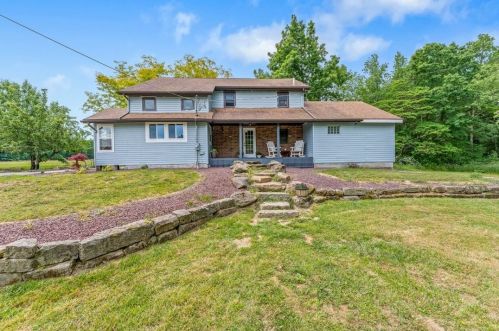 358 Hoopenhobe Ln, Hermitage, PA 16159-4428