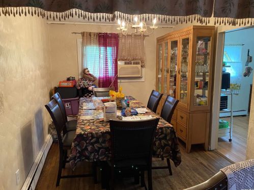 1111 Straight Path, Babylon, NY 11704-2311